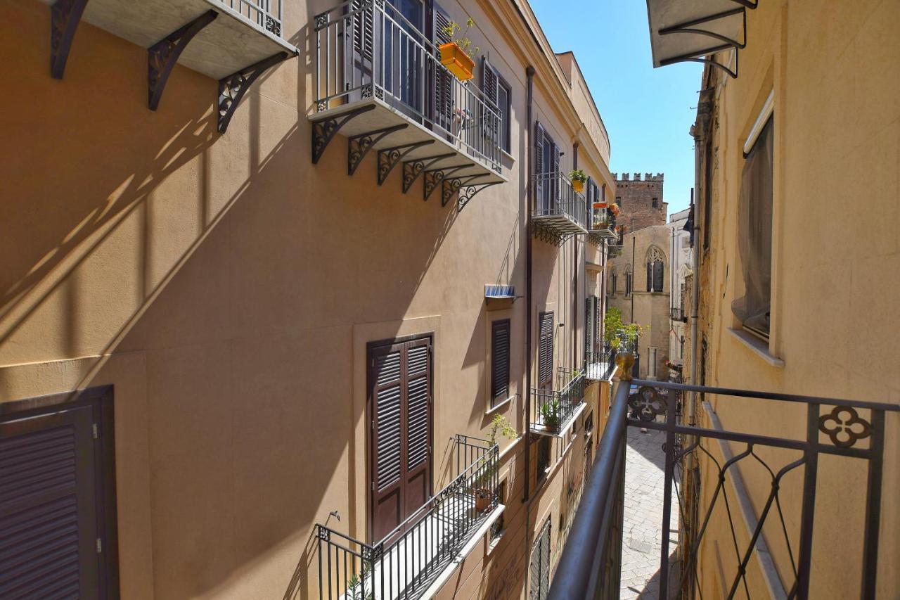 San Basilio'S Home Historical Center Palermo Exterior foto
